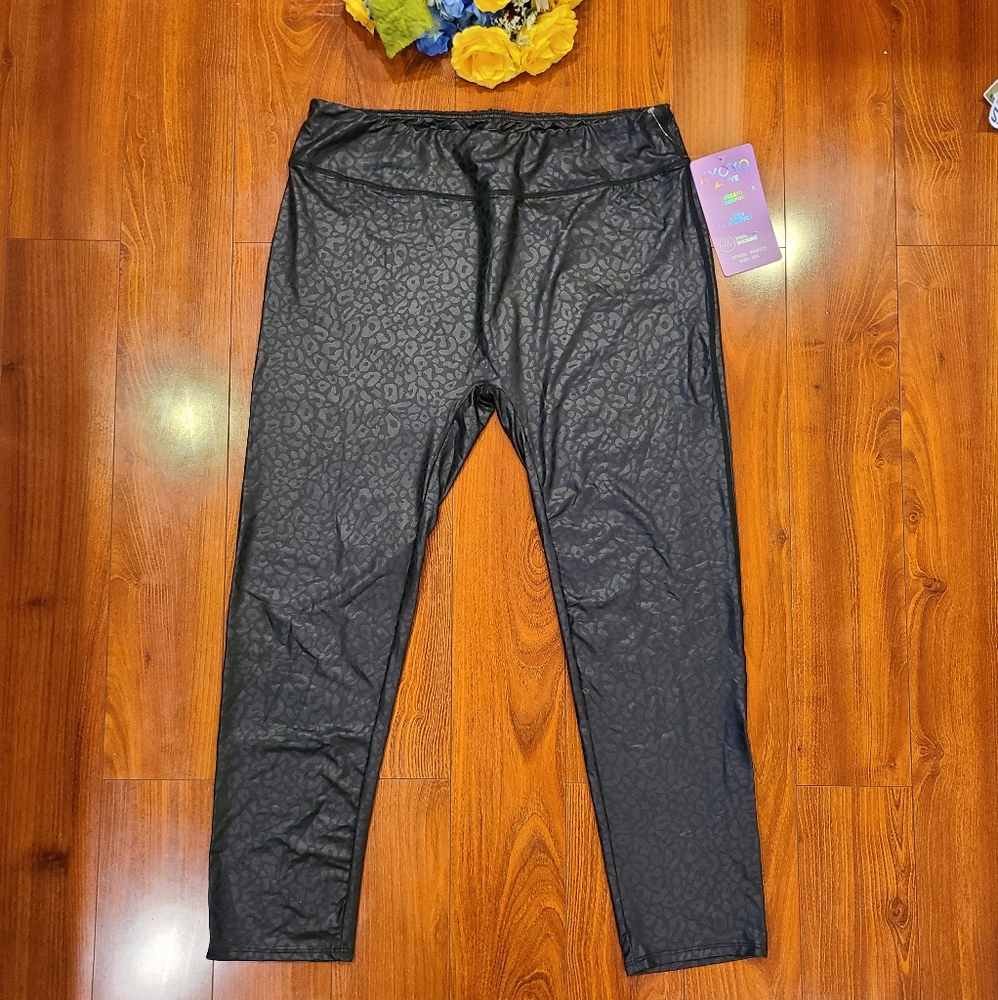Kyoyo Black Animal Print Leggings Size 2XL